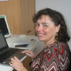Muriel-Guillou-soutien-informatique-a-domicile